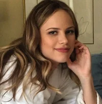 Halston Sage