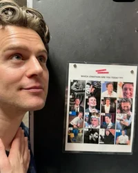 Jonathan Groff