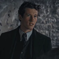 Theseus Scamander