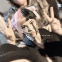 Melanie Martinez BTS