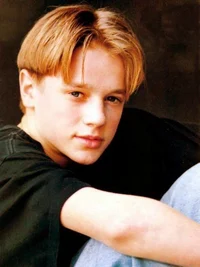 Devon Sawa 