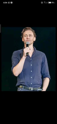 Tom Hiddleston 