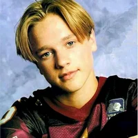 Devon Sawa 