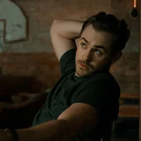 Dacre Montgomery 