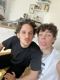Andy Pruss y Juani