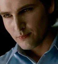 Carlisle Cullen 