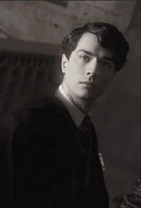 TOM RIDDLE 