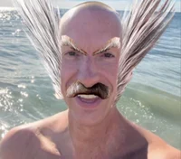 roommate on da phone