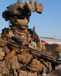 Keegan - New militar