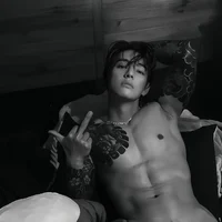 Тэ твой парень bl