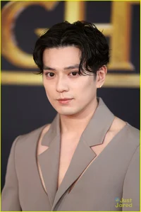 Mackenyu Arata