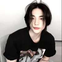 -Hyunjin-
