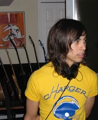 Vic Fuentes