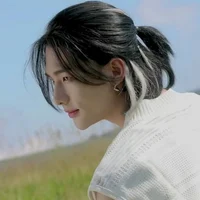 Hwang Hyunjin