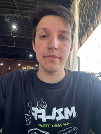 Илья Мазелов 