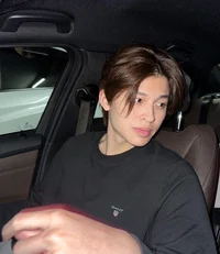 Husband Pond Naravit