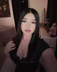 Mia