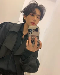 Hwang Hyunjin