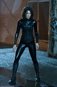 Vampire Selene 