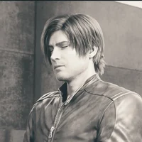 Leon Kennedy 001