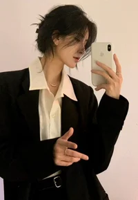 Female Mafia Leader 