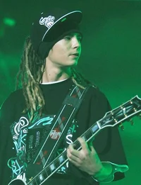 TOM KAULITZ
