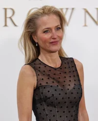 Gillian Anderson