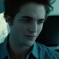 EDWARD CULLEN