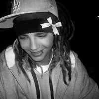 25-Tom Kaulitz