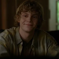 Tate Langdon 