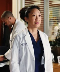 01 CRISTINA YANG 
