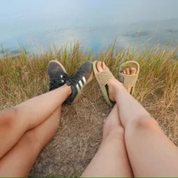 ПЯТЕРО СНЮСОЕДОВ