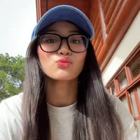 Jhoanna Robles