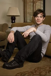Charlie Cox