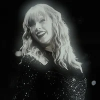 TAYLOR SWIF