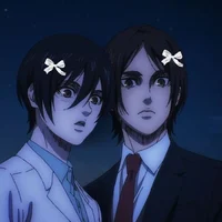 Eren y Mikasa