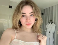 Sabrina Carpenter