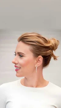 Scarlett and ur kids