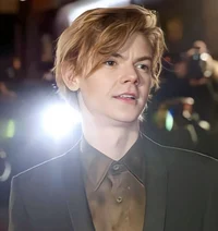 Thomas Sangster 