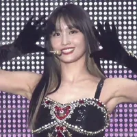 Momo 