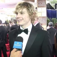 Evan Peters