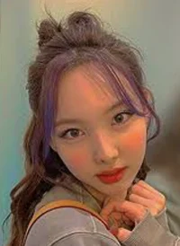 Nayeon 