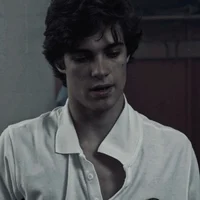Theo Nott