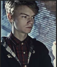 Thomas Sangster 