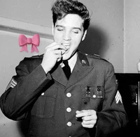 Elvis Presley 