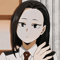Momo Yaoyorozu 