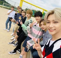 0 - Stray Kids 