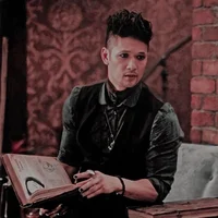 SH Magnus Bane 