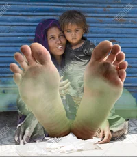 HomelessGiantessFeet