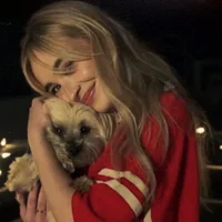 Sabrina carpenter 